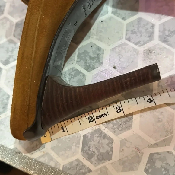 Kenneth Cole leather mule loafers, size 7 1/2 unique 2000s vintage. - Picture 3 of 10